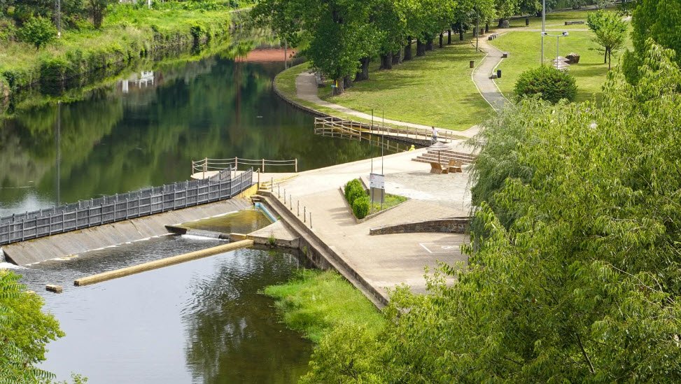 Praia Fluvial da Ribeira Grande , Portugal